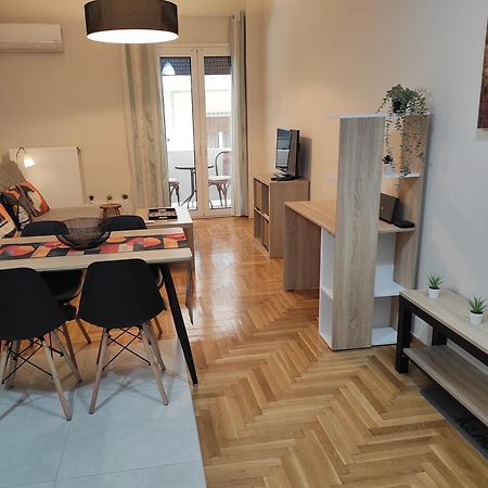Alexandra 'S Home Афины Экстерьер фото